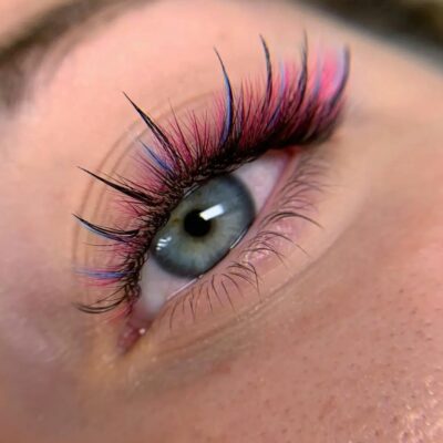colored-lash-extensions-for-hazel-eyes