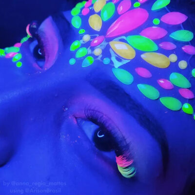 how-to-style-with-neon-lashes