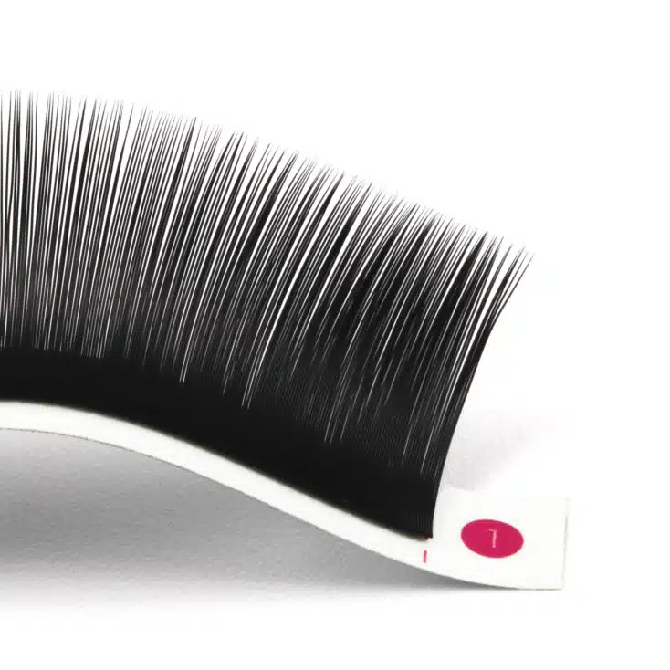 Super Faux Mink Lashes - Perfect material for natural look MG 5813 e1697523746180