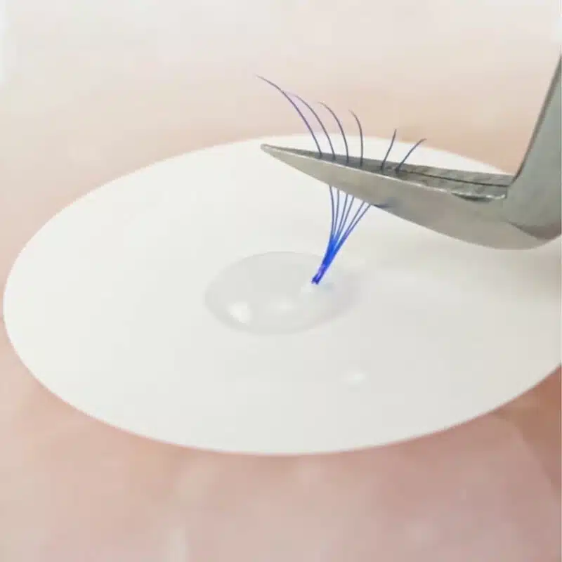 Tips to choose the right lash extension glue Lash extension glue eyelash glue wholesale wholesale lash glue eyelash glue wholesale bulk fast drying lash extension glue low humidity glue eyelash adhesive sensitive adhesive for eyelash extensions clear lash glue lash extension adhesive ingredients