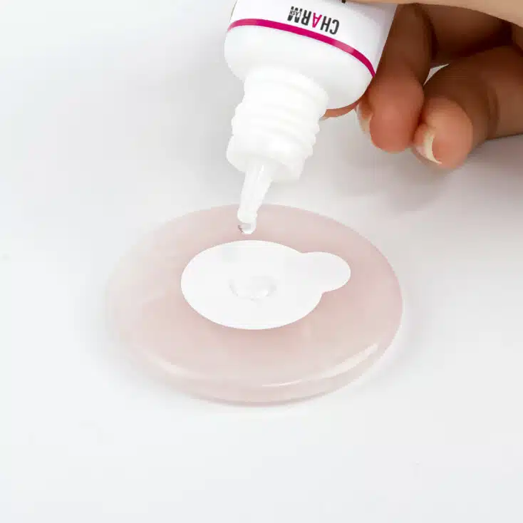 Clear lash adhesive