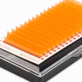 Premium-Matte-Orange-Colored-Lashes-2