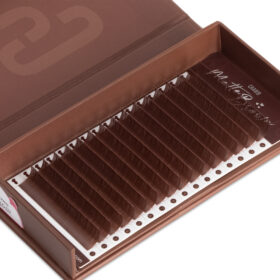 Premium-Matte-Red-Brown-Colored-Lashes-1