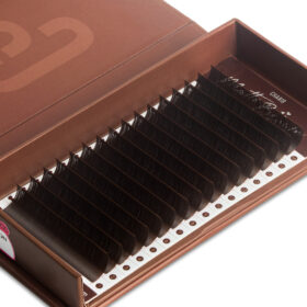 Premium-Matte-Dark-Maroon-Colored-Lashes