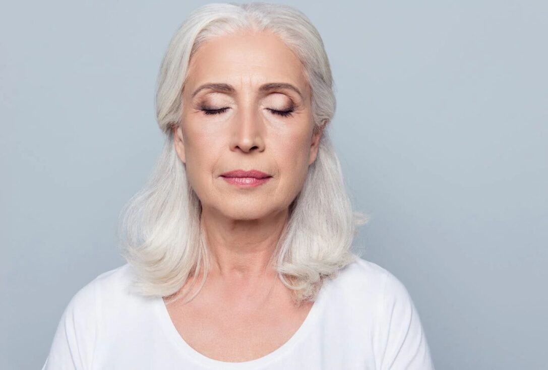 Lashes stop growing with age (1)