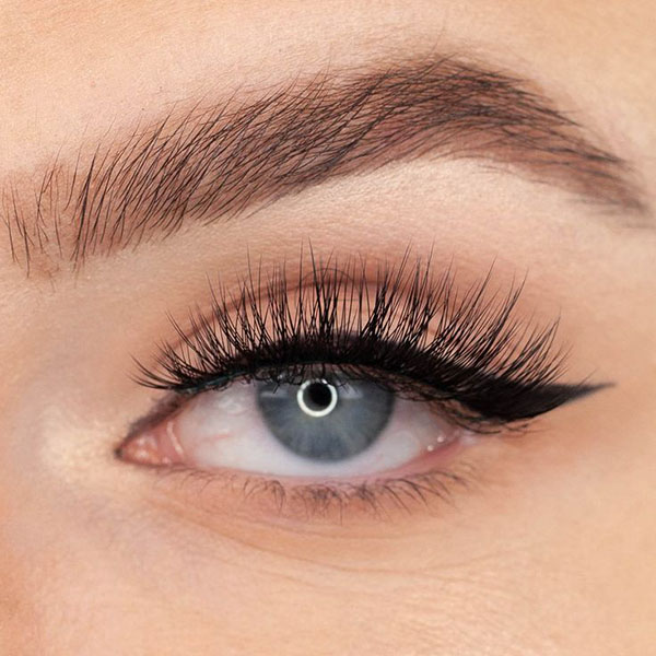 Eyeliner and eyelash extensions: Are they a perfect pairing? can-you-wear-eyeliner-with-eyelash-extensions