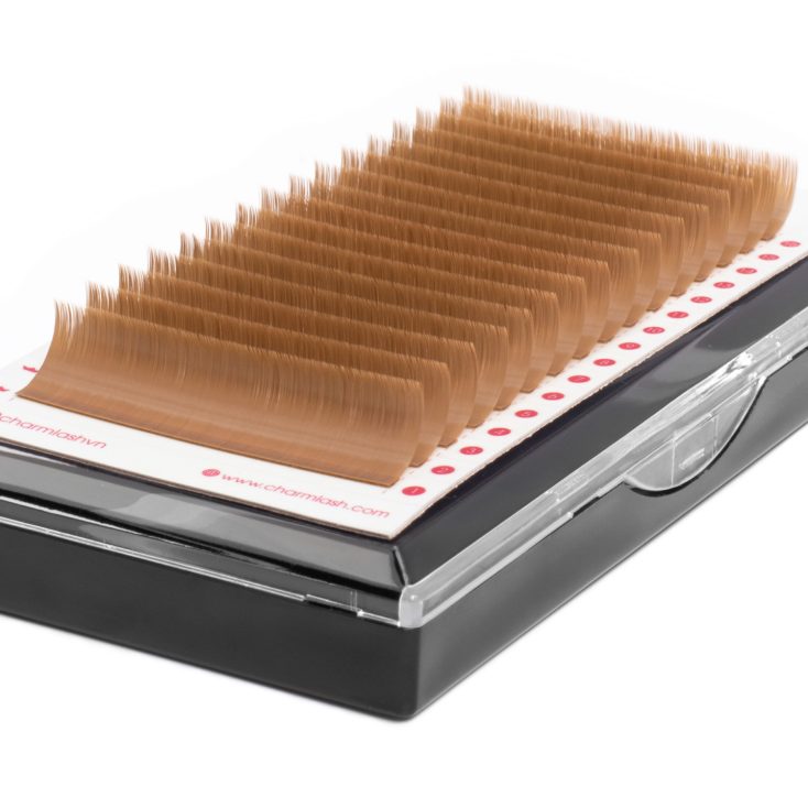 Mocha Mousse brown lash extensions