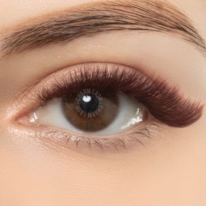 Rumors-brown-lash-extensions-outcome