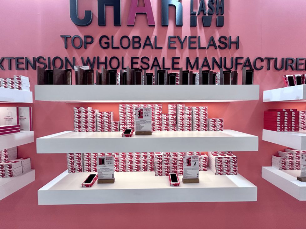 individual-lashes-Lash-Materials-Collection