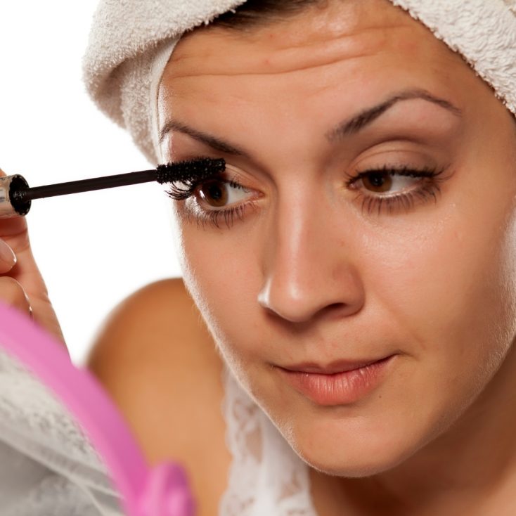 Bottom lash extensions: are they worth it for your next lash set? can-I-wear-mascara-on-bottom-lash-extensions