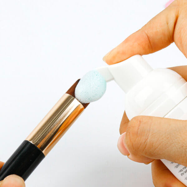 Charmlash-lash-foam-cleanser-for-lash-extension