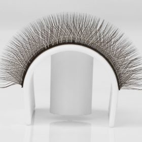 Brown 3D W lashes spread out